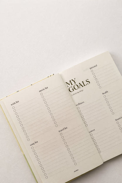 'Just Chillin' undated planner